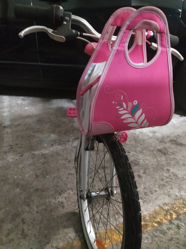 Bicicleta BTWIN 20', modelo Mistigirl 500