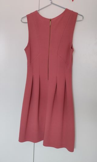 Vestido corto rosa coral