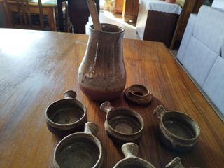 chocolatera de barro cocido y esmaltada