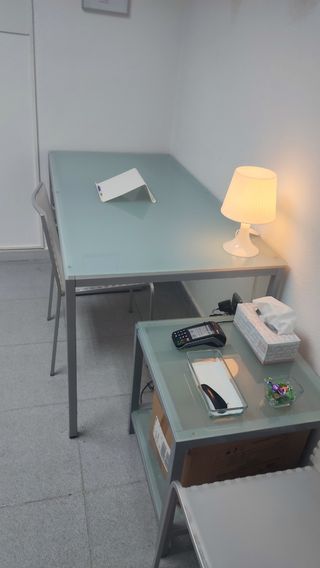 Mesa comedor o despacho cristal y metal