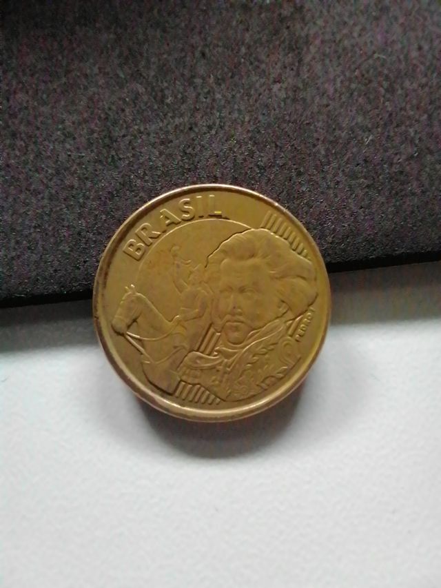 Moneda 10 centavos brasileños de 2017