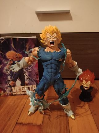 Figura dragón ball vegeta