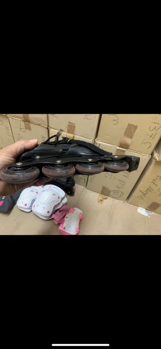 Patines y ascesorios con una vez de uso del 34 a37