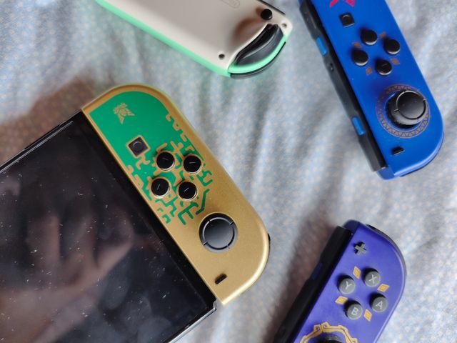 Joycon Zelda Leer Edition