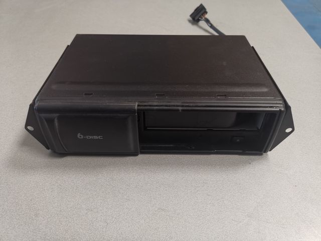 CARGADOR CD 1J5 035 111A  VW