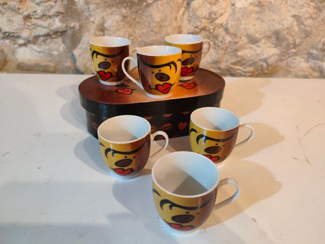 Nr. 6 tazzine da caffè in porcellana