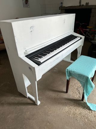 mueble para piano artesano