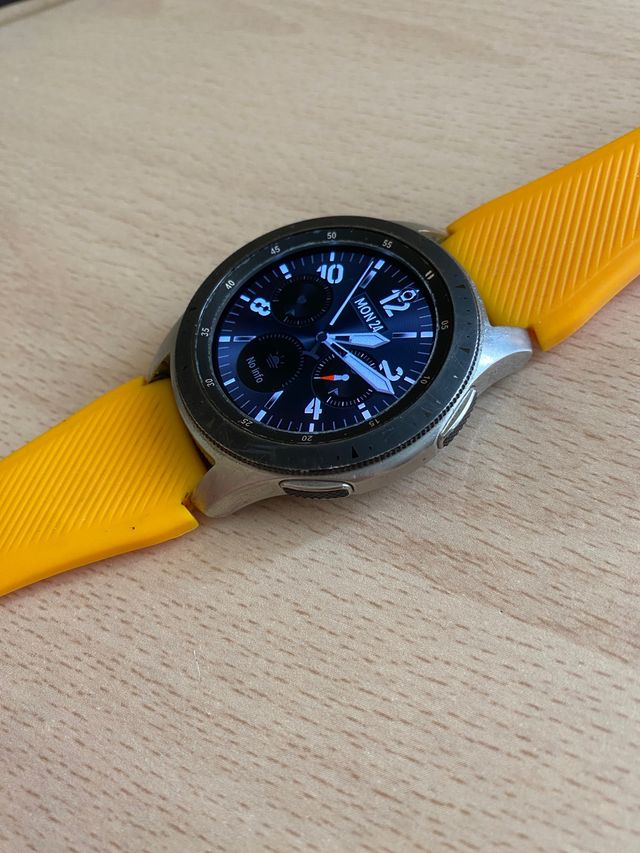 Galaxy Watch SM-R800