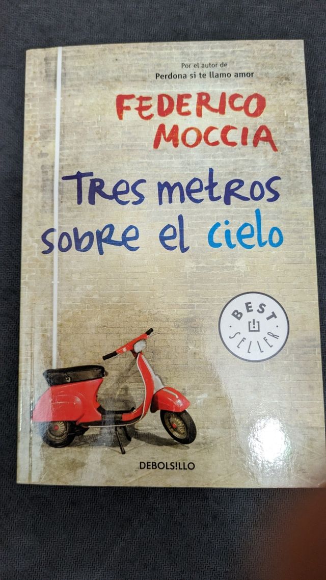 A tres metros sobre el cielo