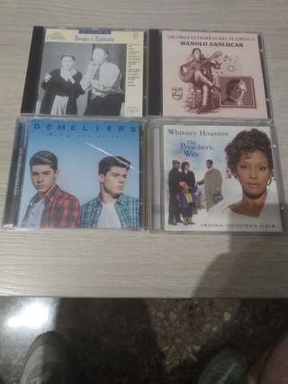 CDS variados a 2 euros unidad