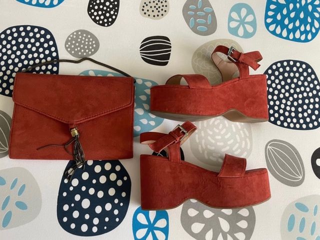 Bolso y sandalias Pull&Bear 