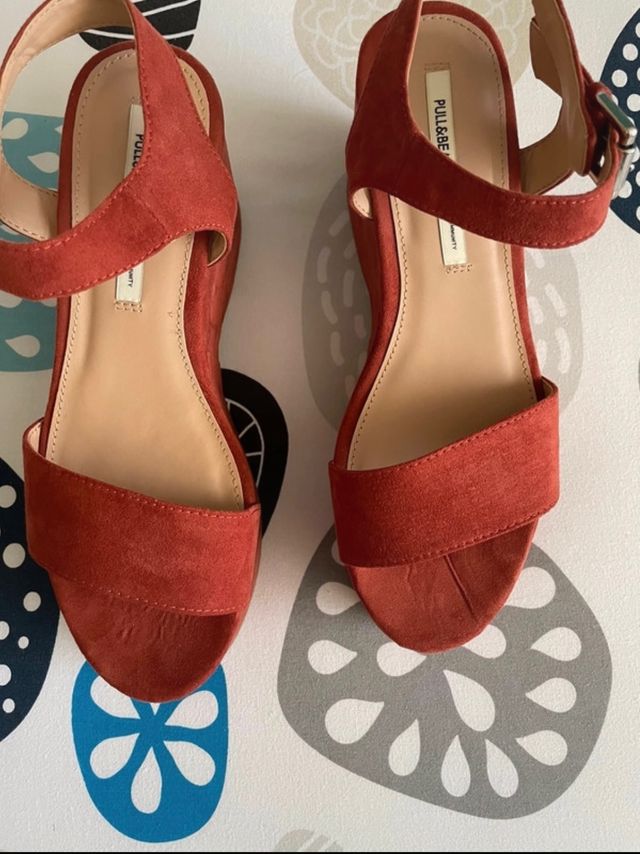 Bolso y sandalias Pull&Bear 