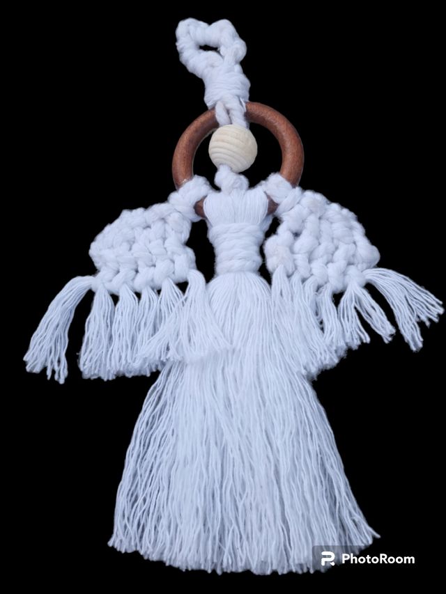 Angel macrame