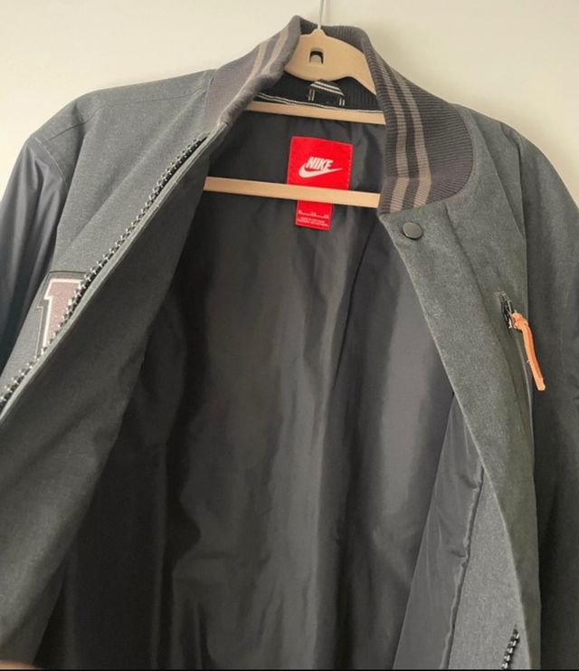 Bomber Nike lebron 