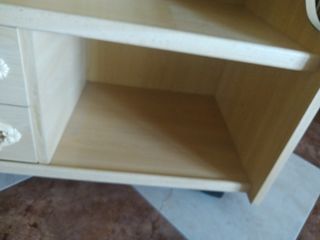 mueble de televisión salón comedor con ruedas clar