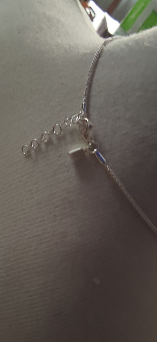 Collar de plata 925 mls con figuras.