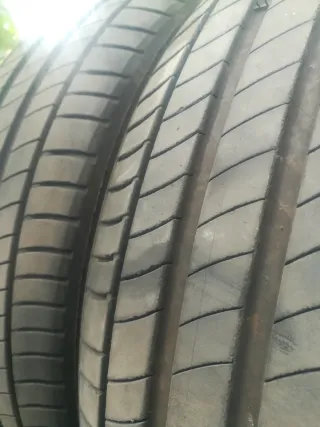 205/55/19-97V,99V  Parejas Michelin -- más medidas