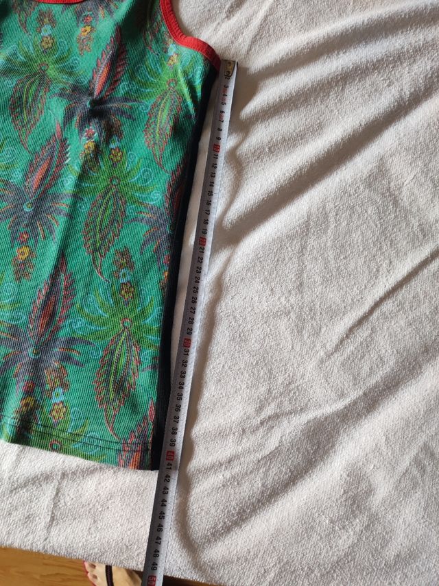 Camiseta tirantes. Desigual