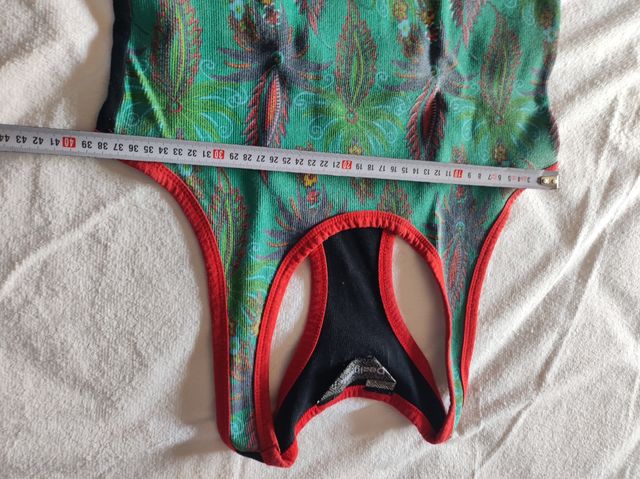 Camiseta tirantes. Desigual