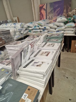 Ropa de cama y toallas nuevo a estrenar