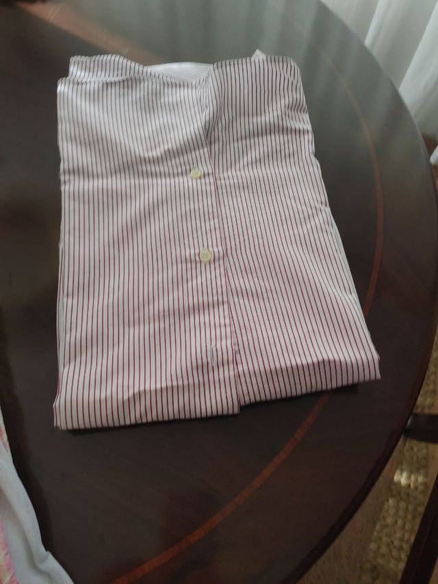 Camisa De rayas roja
