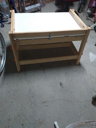 Escritorio  para niños