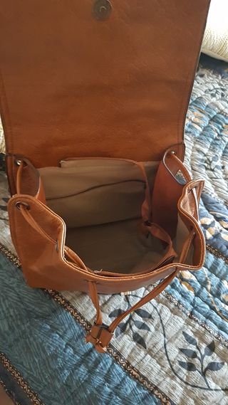 Mochila marrón mujer
