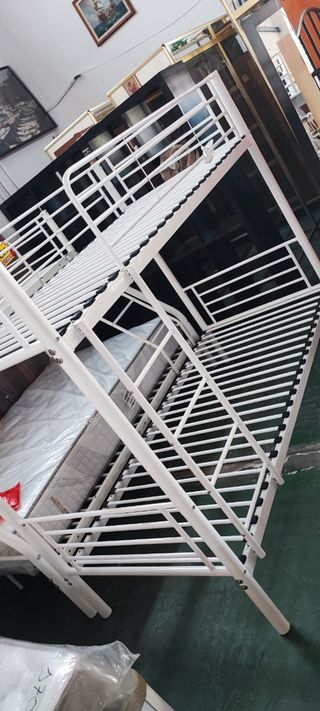 ARMARIOS DE 3 PUERTAS