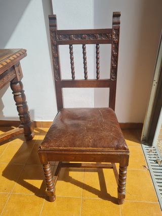 4 sillas de madera antigua