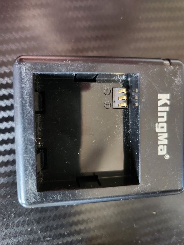 Caricabatterie Doppio Batterie 1010 Mah