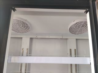 VITRINA MURAL TRES PUERTAS FRIGORIFICS