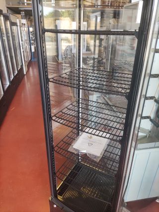 VITRINA PASTELERA REFRIGERADA