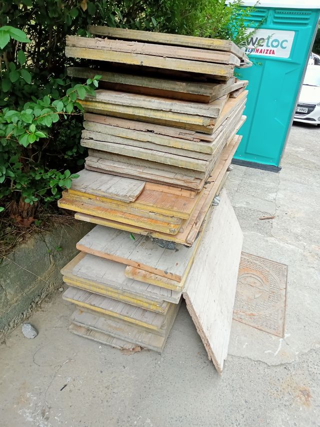 Tableros encofrar de segunda mano por 100 EUR en Barakaldo en WALLAPOP