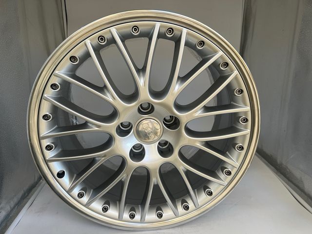 JUEGO LLANTAS 19 PULGADAS ORIGINAL RS AUDI BBS