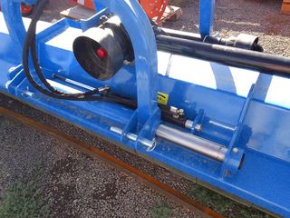 DESBROZADORA NUEVA DE 2.40 m. REVERSIBLE.