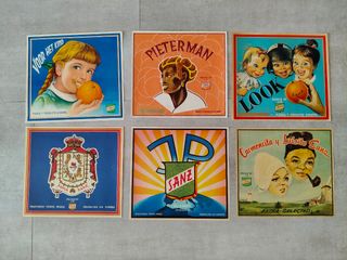 Etiquetas o carteles antiguos de naranja.