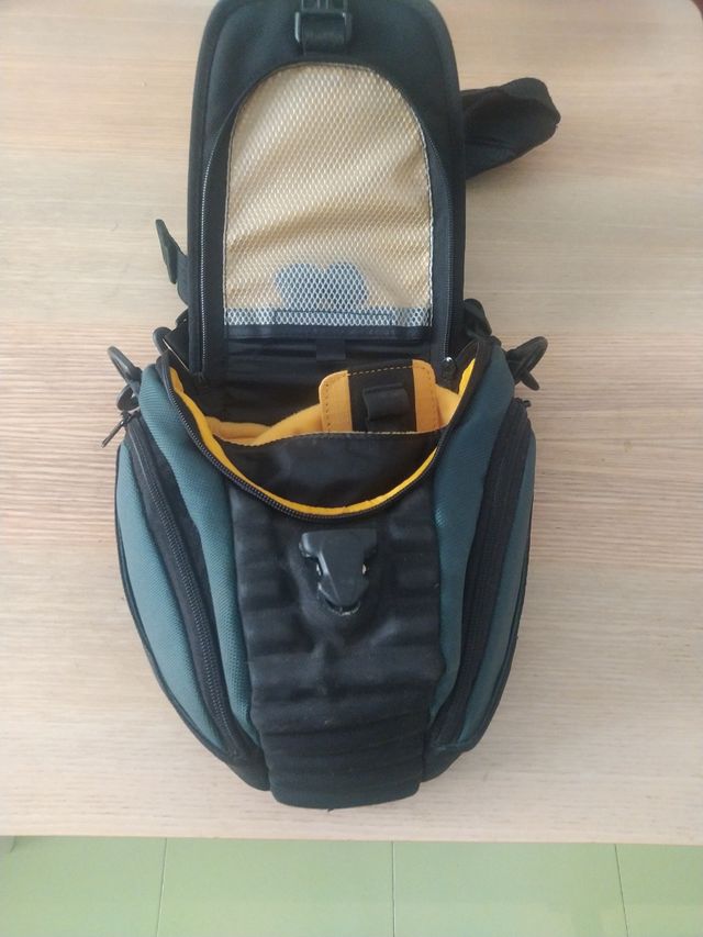 Funda Kata H12 para Cámara Reflex.