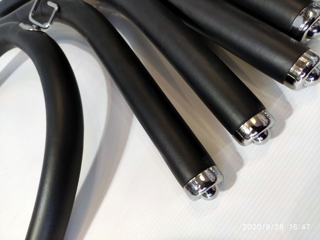 10 grucce flessibili. Per capispalla