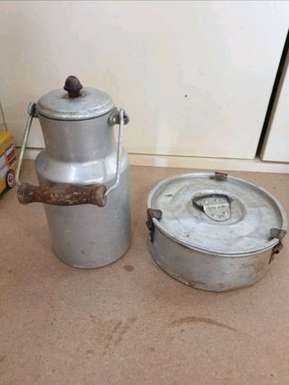 Antigua lechera y tartera