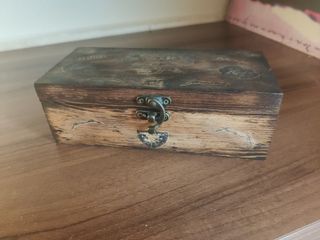 Caja de madera banda Metallica