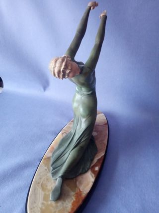 Escultura Art Deco