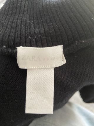 Jersey cuello alto negro