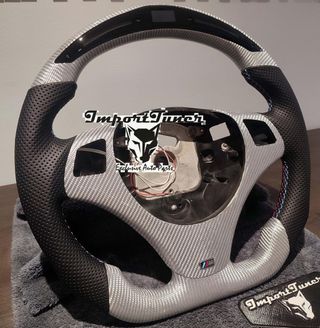 Volante BMW E90 e92 e93 fibra carbono en stock