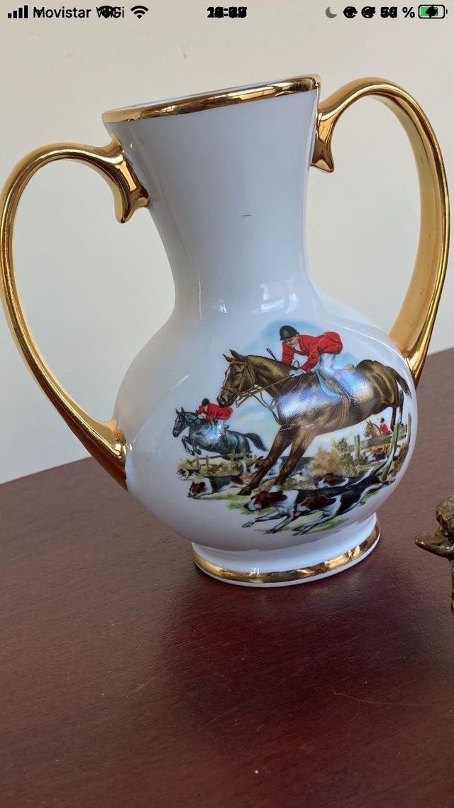 JARRÓN TIPICO DE PORCELANA INGLESA DE CAZA