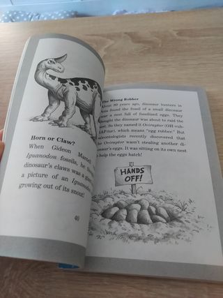 Dinosaurs (inglés) - Magic tree house