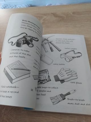 Dinosaurs (inglés) - Magic tree house