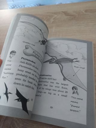 Dinosaurs (inglés) - Magic tree house
