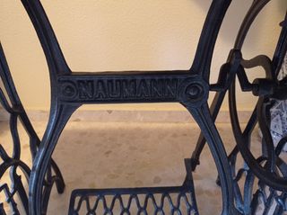 Máquina de coser antigua