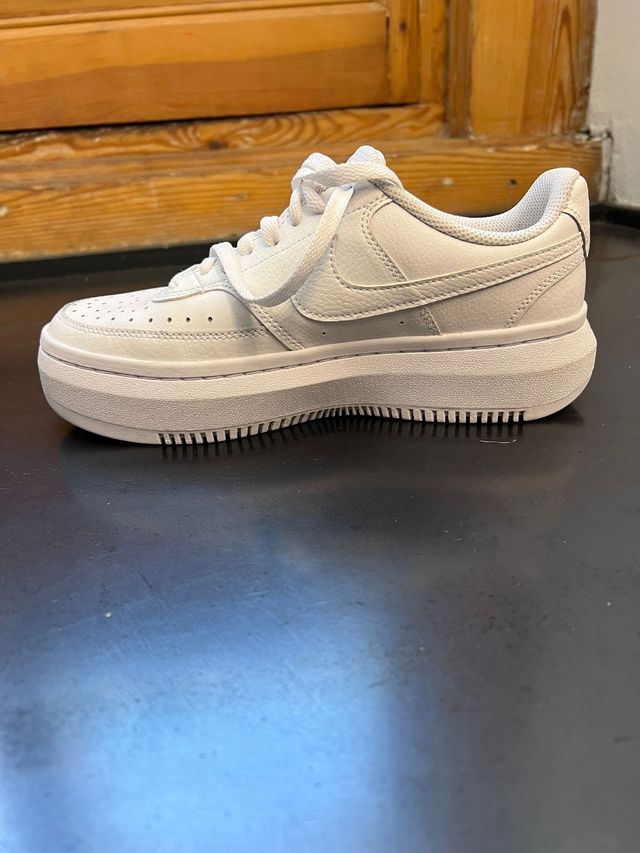 SNEAKERS NIKE COURT VISION ALTA