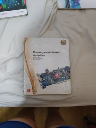 Libro de montaje y mantenimiento de equipos